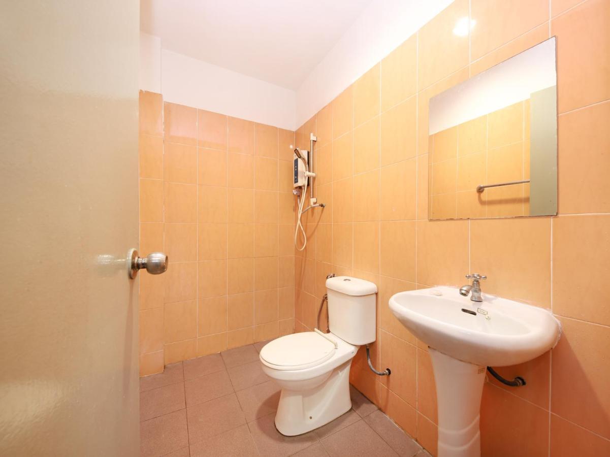 Oyo 89676 22